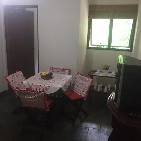 Apto. No Terreo Enseada Ubatuba Com Piscina P/ 5 Pessoas ภายนอก รูปภาพ